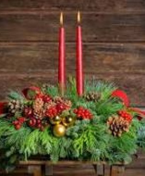 Holiday mix candle low garland arrangement