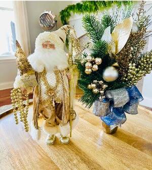 HOLIDAY PRESENT Artificial Floral Arrangement & Santa