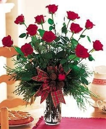   12   Ravishing Red Roses      vased