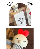 Holiday spring bobble head 