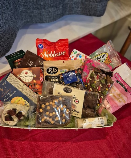 Holiday Sweet Indulgence Goody Basket