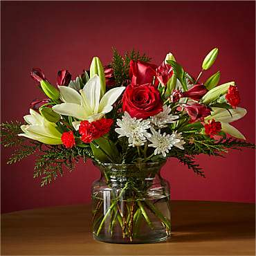 Holiday Vacation Bouquet By FTD 