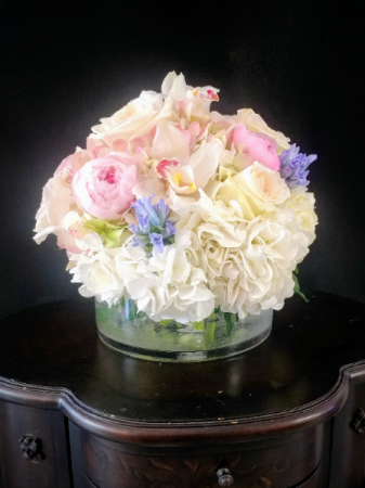 Hollands Pastel Bowl Hydrangea, peonie, orchids, roses and more!!