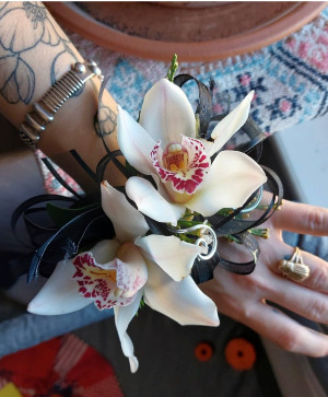 Cymbidium Orchid Corsage Hollie and Pine