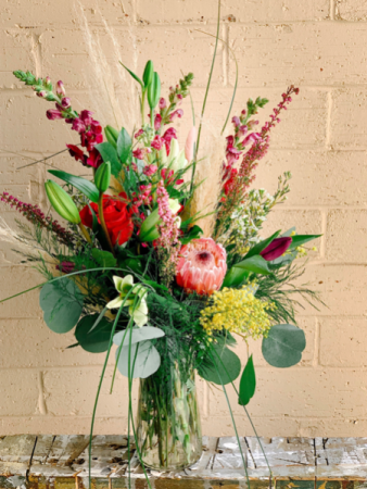 Hollie’s Designers Choice - Moody Edge Fresh Flower Arrangement
