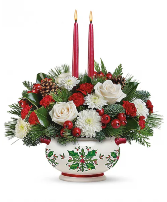 Holly-Day Centerpiece  centerpc 