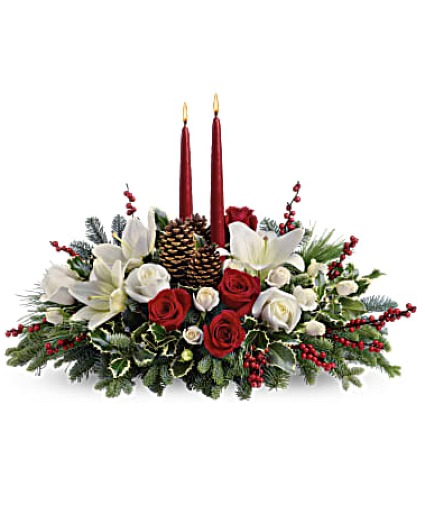 Holly & Glimmer Table centerpiece