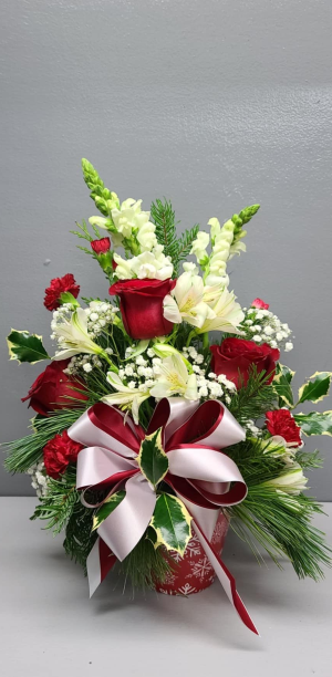 Holly Jolly Fresh Flower Arrangement 