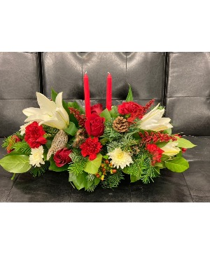 Holly n Jolly Table centerpiece