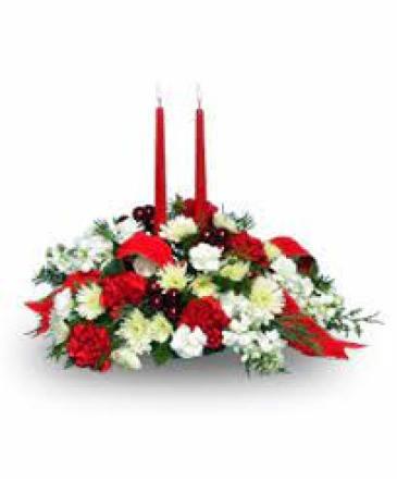 Home for the Holidays Centerpiece in Portland, MI | COUNTRY CUPBOARD FLORAL