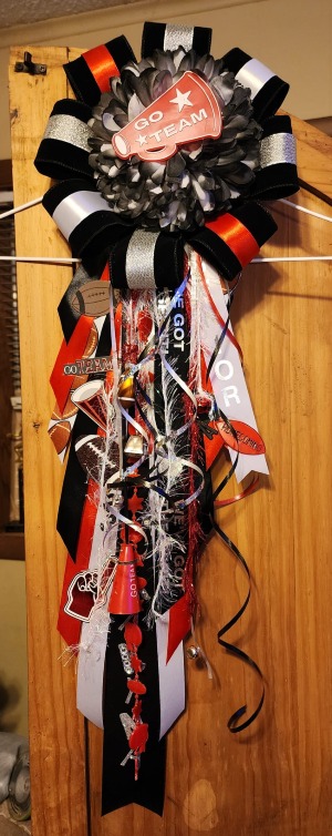 Homecoming Mum - Large  