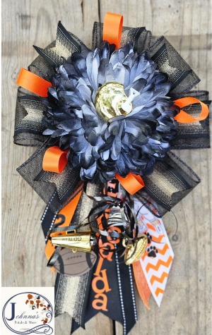 Homecoming Mum - Medium (for our littles) 
