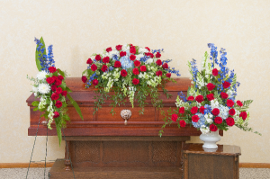 Honor Trio in Kannapolis, NC | MIDWAY FLORIST OF KANNAPOLIS Honor Trio in Kannapolis, NC | MIDWAY FLORIST OF KANNAPOLIS