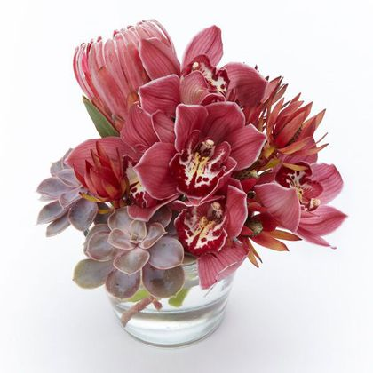 Hot and Magic Vase Arrangemet