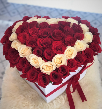 Download Heart Box With White Outline 50 Fresh Roses In Hat Box In New York Ny Bella S Flowers New York City