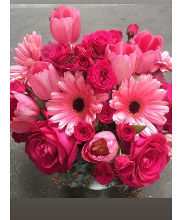 Hot Stuff Roses, Gerbers and Tulips in Jackson, TN | J. KENT FREEMAN FLORAL DESIGN & GIFT CO.