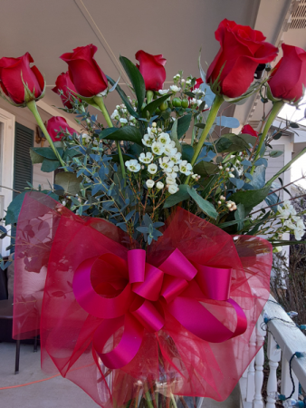 hot stuff short stem roses short stem 12 roses