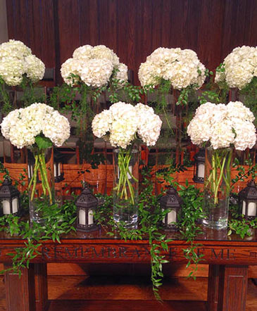Hydrangea Clouds Table Arrangement in New Bedford, MA | Whaling City Florist