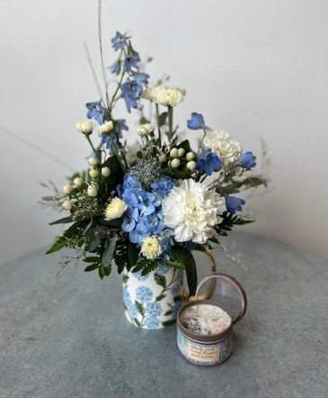 Hydrangea in Blue Gift Set  in La Grande, OR | FITZGERALD FLOWERS