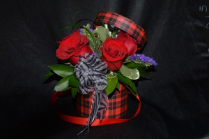 "I LOVE YOU" BOUQUET hat box arrangement in Sentinel, OK | JJ GIFT SHOP "I LOVE YOU" BOUQUET hat box arrangement in Sentinel, OK | JJ GIFT SHOP