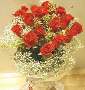 I Love You a Lot !!! 12 Long stem roses with wrap