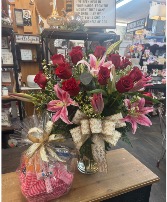 I wanna WOW- Duo Florals and Treat Basket 