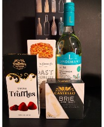 LINDEMAN'S WHITE, CHEESE, CRACKERS AND TRUFFLES 