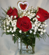 "IN LOVE BOUQUET"  3 RED ROSES WITH BABY'S BREATH and heart pic