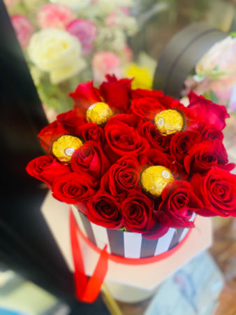 In love with you All red roses in box 