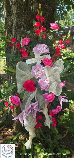 In Memory Silk Spray w/grapevine on easel 