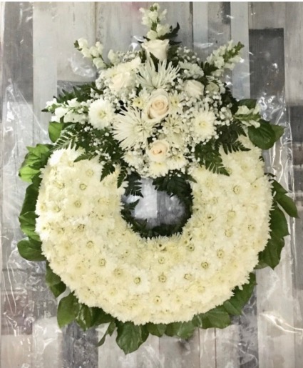 In our thoughts white wreath  