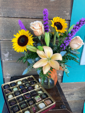 Iowa Sunset Bundle #2 Floral Bundle
