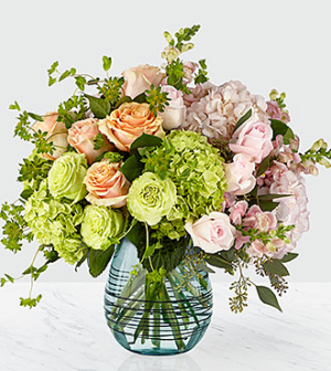 Irresistible Luxury Bouquet Mixed Arrangemenr