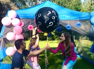 Is it A Boy or Girl or Both!! Balloons in Bracebridge, ON | CR Flowers & Balloons ~ A Bracebridge Florist