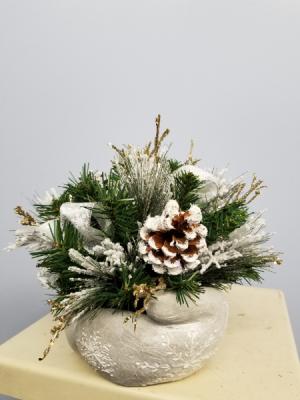 Isabel Bloom Mittens with custom made arrangement Silk or Frech Cut Flowers