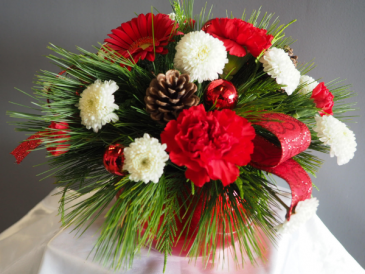 Isle of Red Flower Arrangement