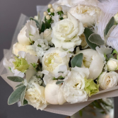 Ivory Spring An all White Bouquet