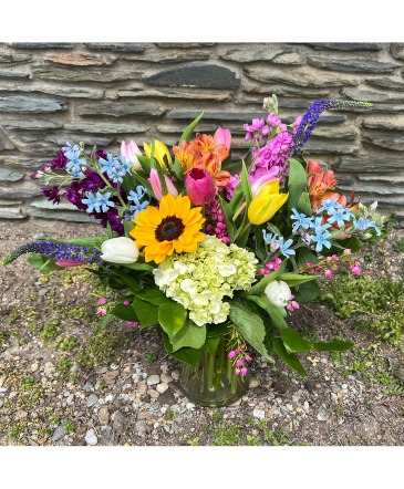 Joanna Floral Arrangement in Mattapoisett, MA | Blossoms Flower Shop Joanna Floral Arrangement in Mattapoisett, MA | Blossoms Flower Shop