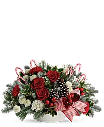Candy Cane Round Centerpiece in Sun City Center, FL | SUN CITY CENTER FLOWERS AND GIFTS