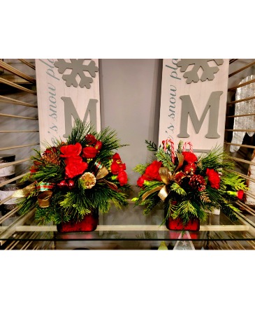 Jolly Christmas Day  in Windsor, ON | K. MICHAEL'S FLOWERS & GIFTS
