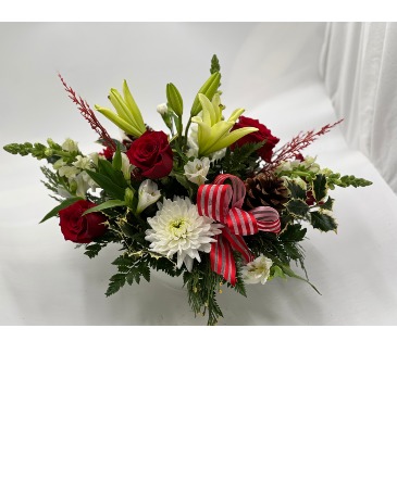 Jolly Christmas Centerpiece Flower Arrangment in Lubbock, TX | TOWN SOUTH FLORAL