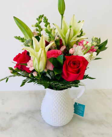 Joyful flowers Arrangement