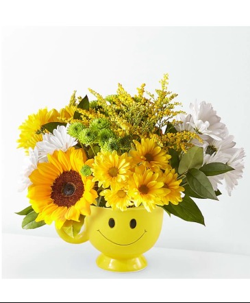 Joyful Smiles Bouquet in Berlin, NJ | Berlin Blossom Shoppe Joyful Smiles Bouquet in Berlin, NJ | Berlin Blossom Shoppe