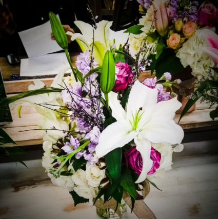 J’tem Vase Arrangement