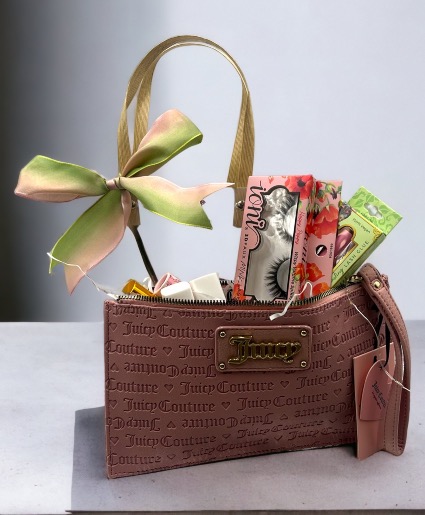 Juicy Couture Bag & Make-Up Gift Set