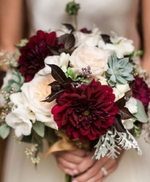 JULIA'S FALL WEDDING BOUQUET 