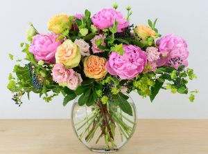 June Garden in Oakville, ON | ANN'S FLOWER BOUTIQUE-Wedding & Event Florist June Garden in Oakville, ON | ANN'S FLOWER BOUTIQUE-Wedding & Event Florist