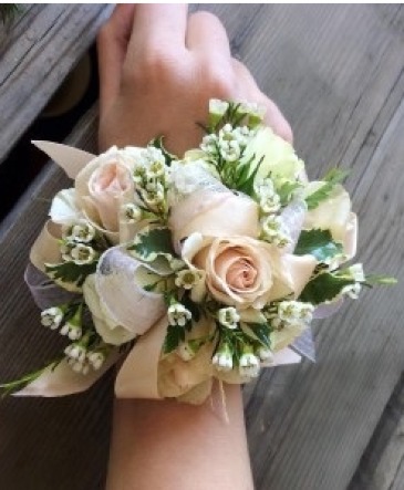 Just Delicate   in Ozone Park, NY | Heavenly Florist