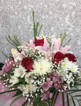 Mom’s Beautiful Bouquet - No Vase  Mixed Bouquet 