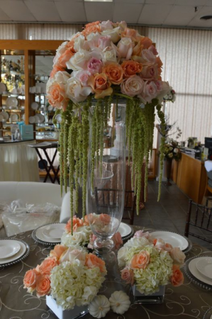 Just peachy center table arrangement